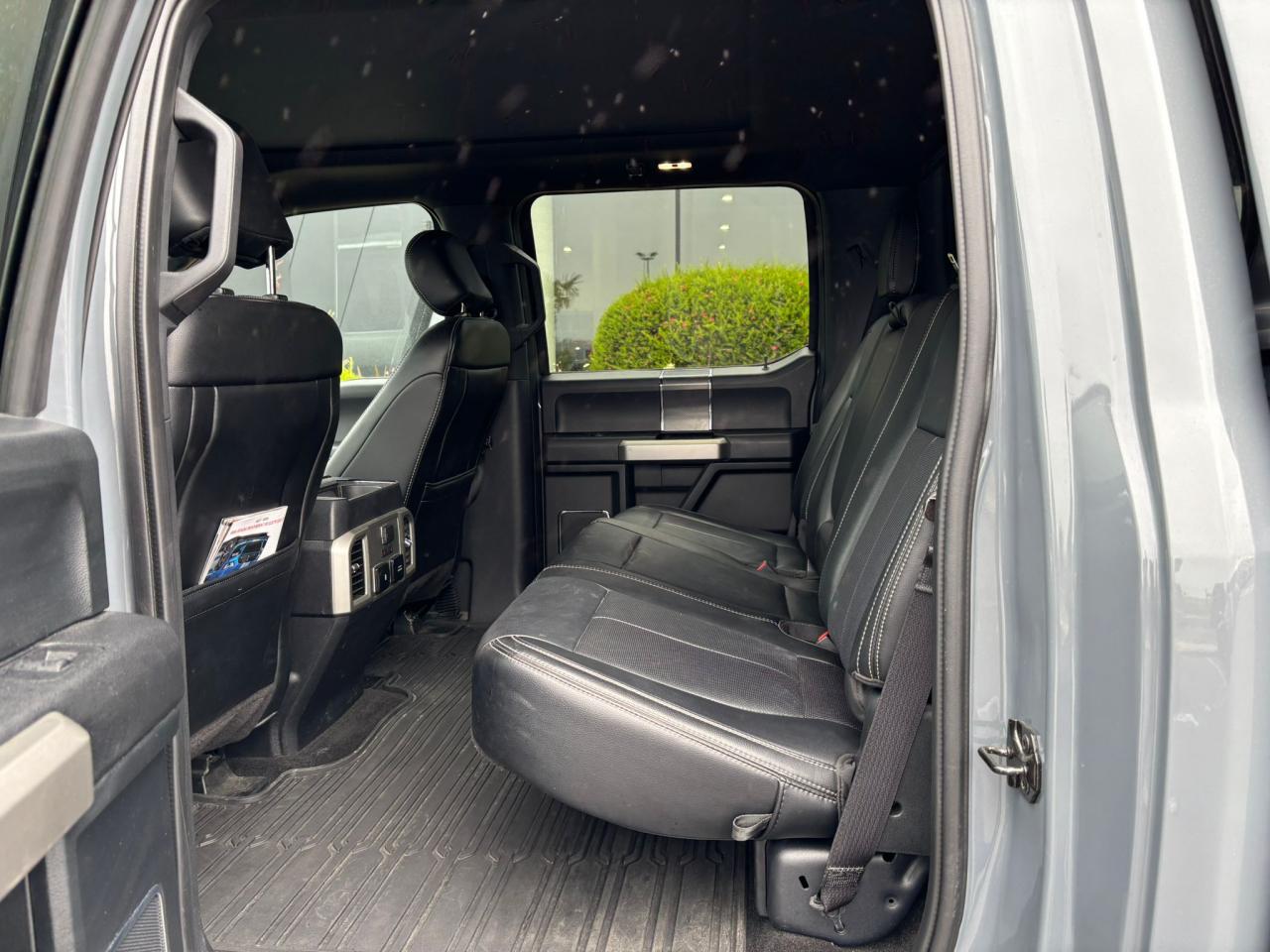 FORD F150 SuperCrew LARIAT Sport V8 5.0L Flexfuel