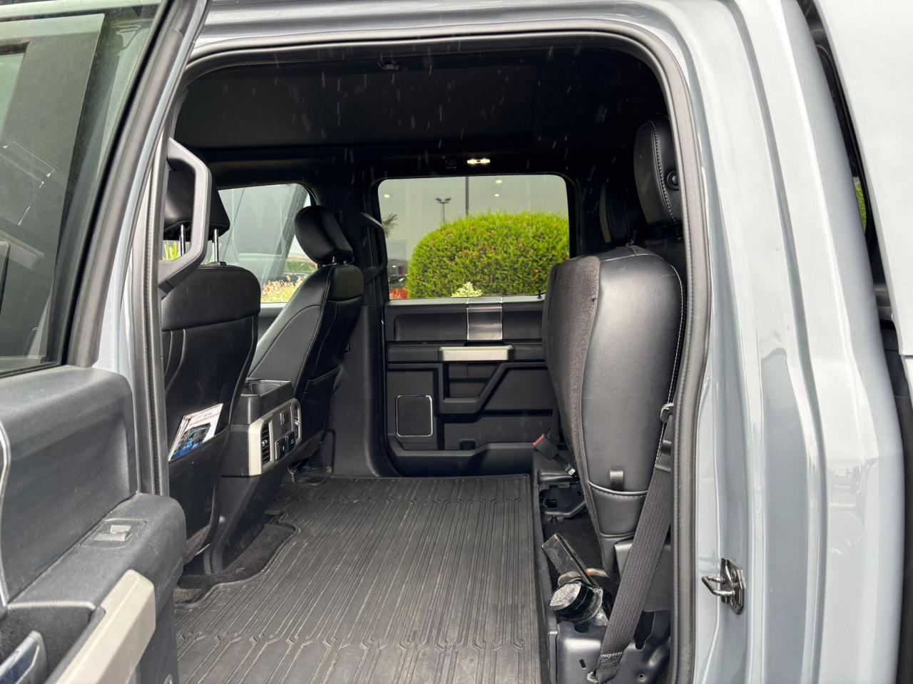 FORD F150 SuperCrew LARIAT Sport V8 5.0L Flexfuel