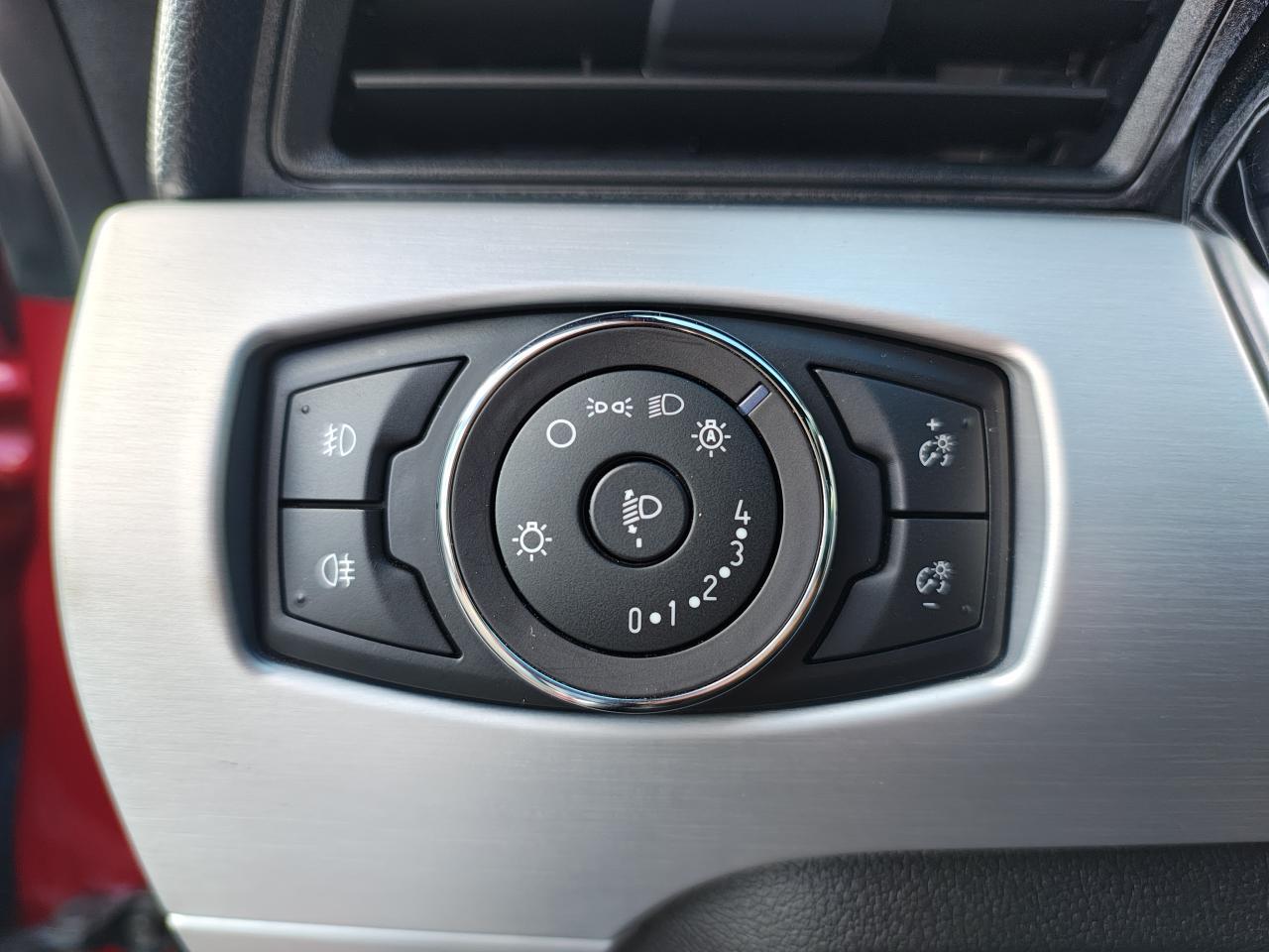 FORD MUSTANG GT Fastback V8 5.0L