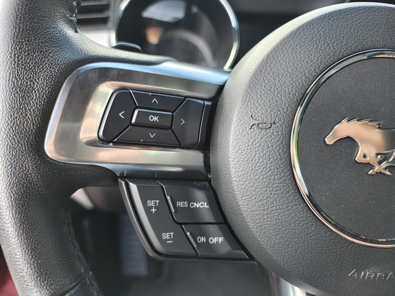 FORD MUSTANG GT Fastback V8 5.0L