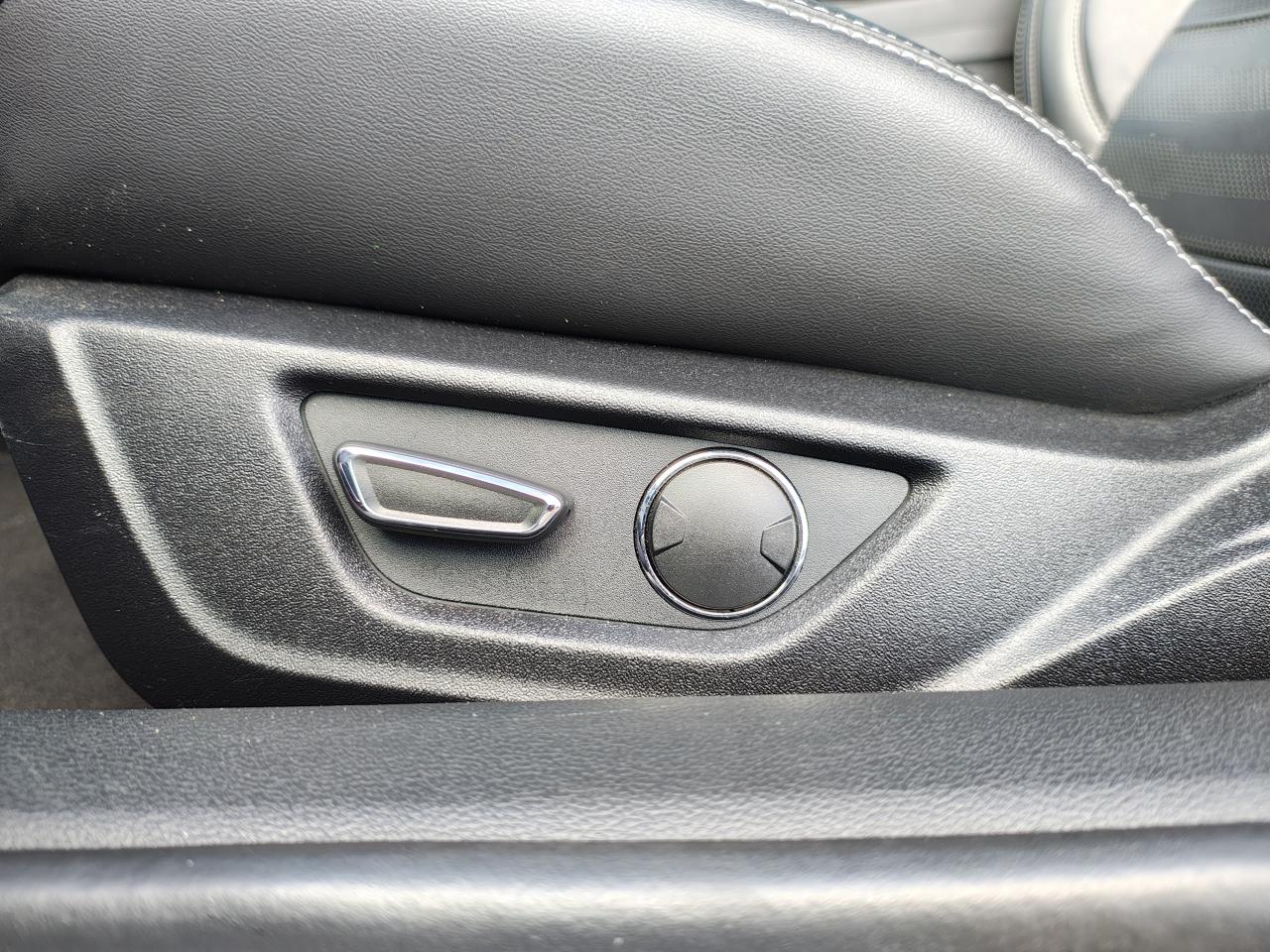 FORD MUSTANG GT Fastback V8 5.0L