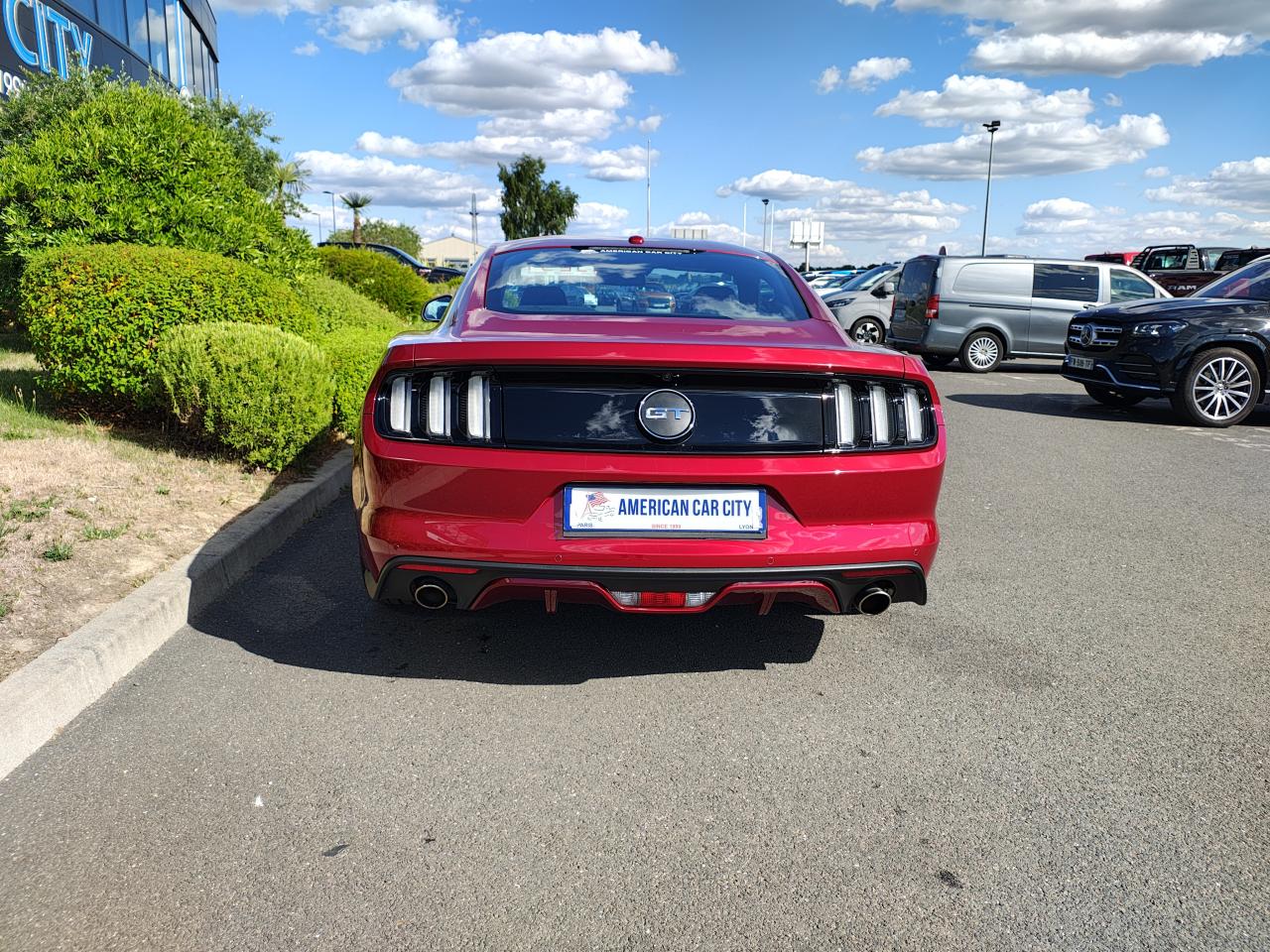 FORD MUSTANG GT Fastback V8 5.0L