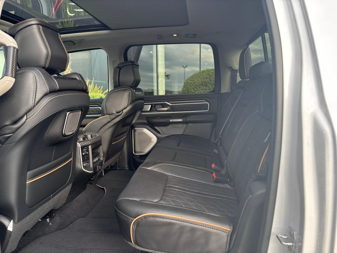 DODGE RAM 1500 CREW TUNGSTEN AIR RAMBOX