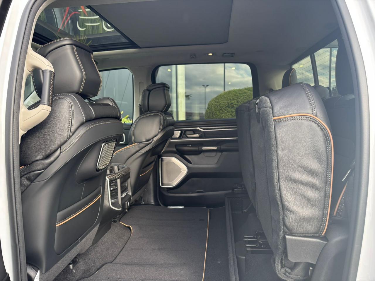 DODGE RAM 1500 CREW TUNGSTEN AIR RAMBOX