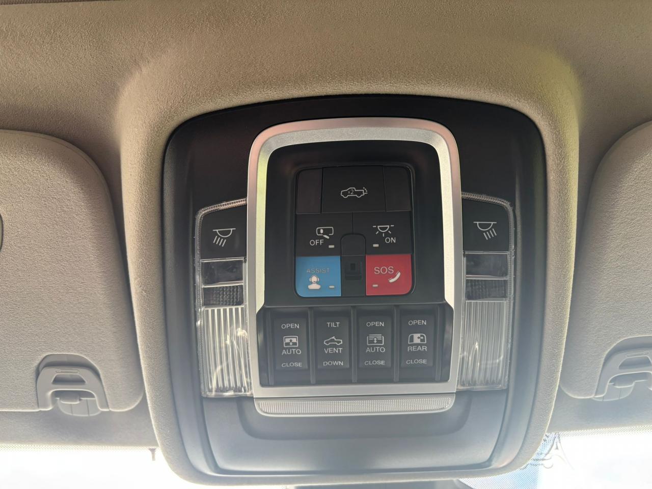 DODGE RAM 1500 CREW TUNGSTEN AIR RAMBOX