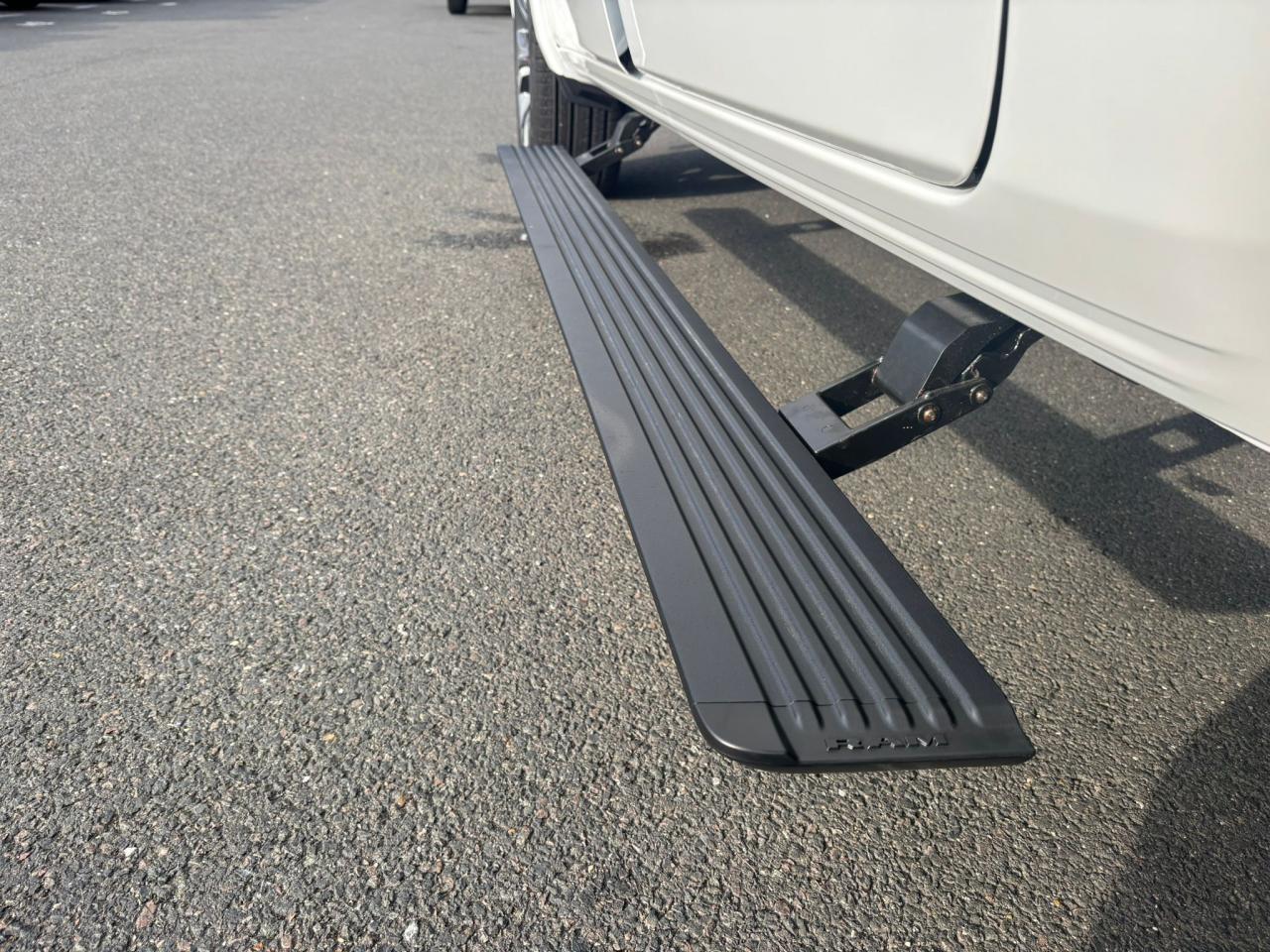 DODGE RAM 1500 CREW TUNGSTEN AIR RAMBOX