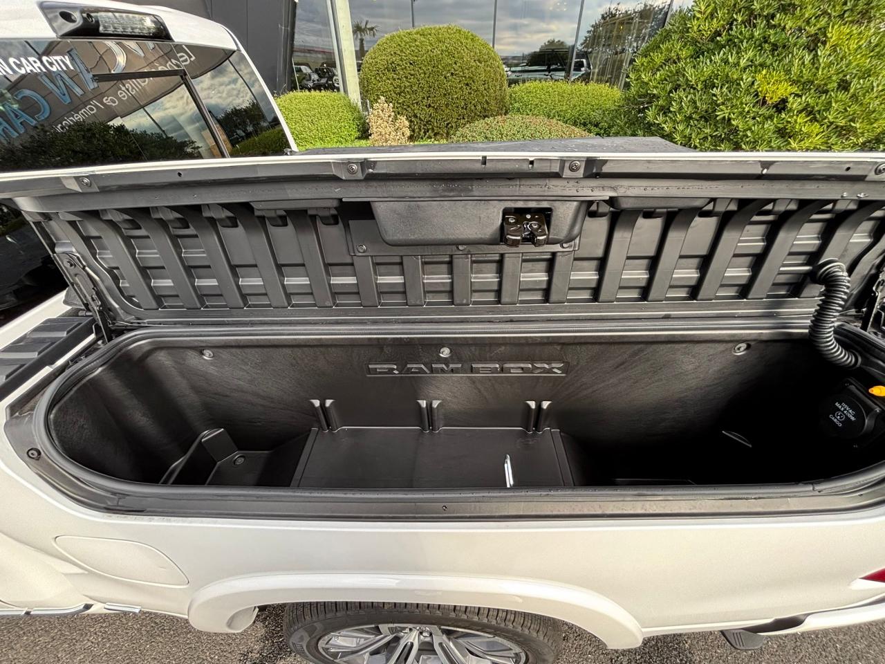 DODGE RAM 1500 CREW TUNGSTEN AIR RAMBOX