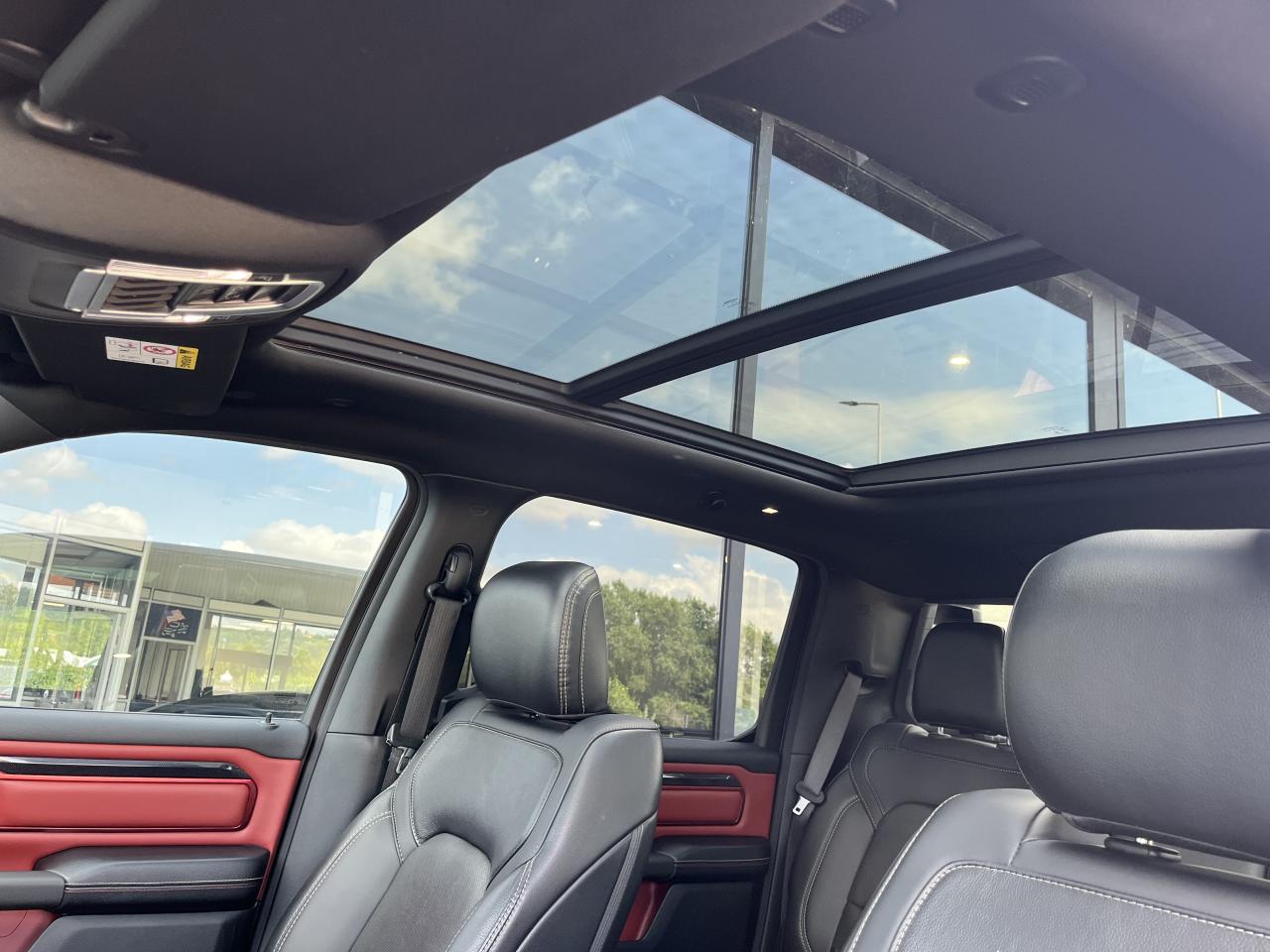 DODGE RAM 1500 CREW CAB REBEL AIR GPL