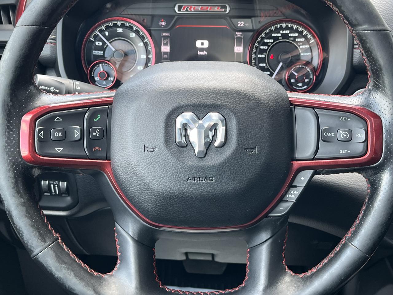 DODGE RAM 1500 CREW CAB REBEL AIR GPL