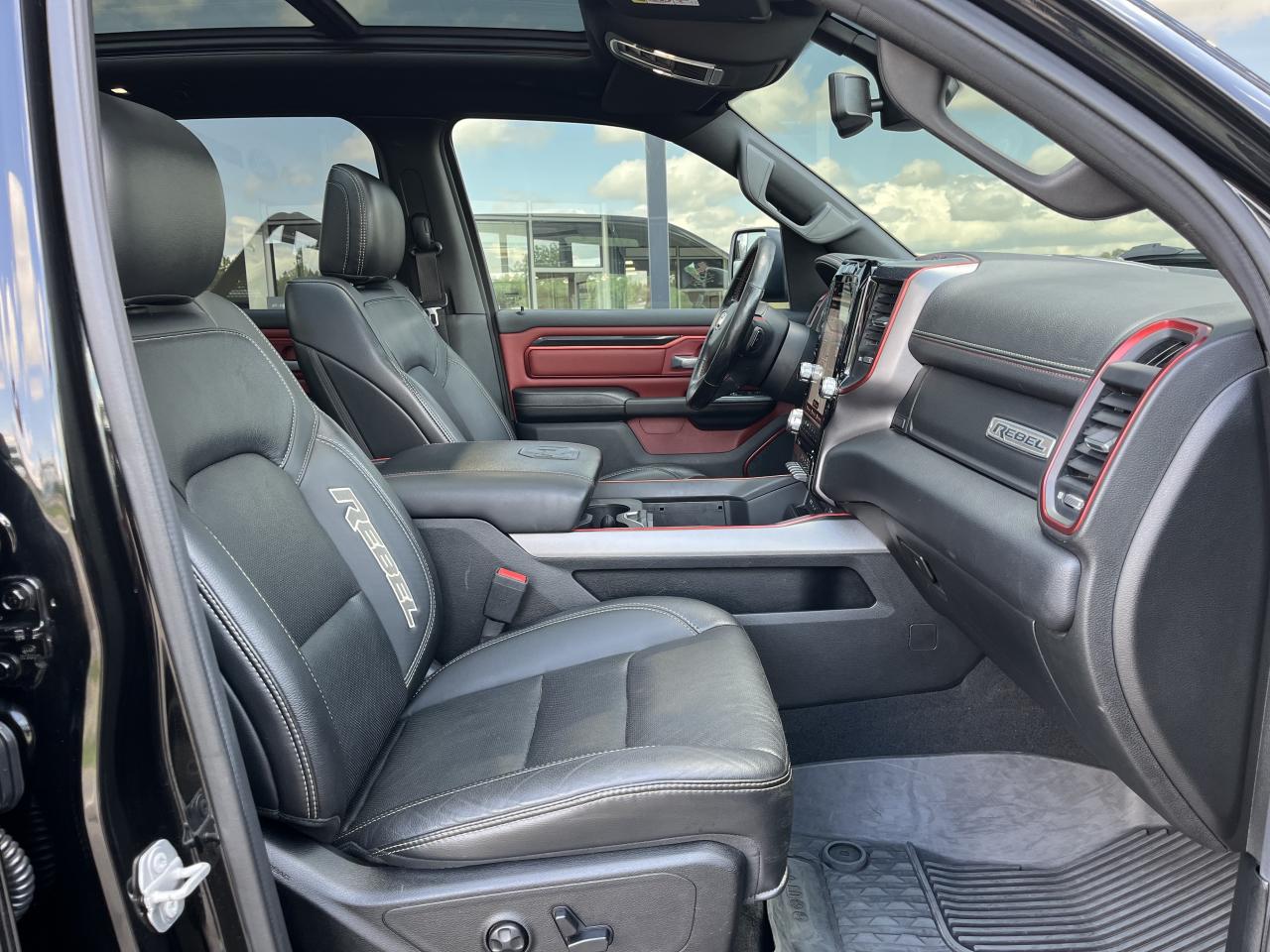 DODGE RAM 1500 CREW CAB REBEL AIR GPL