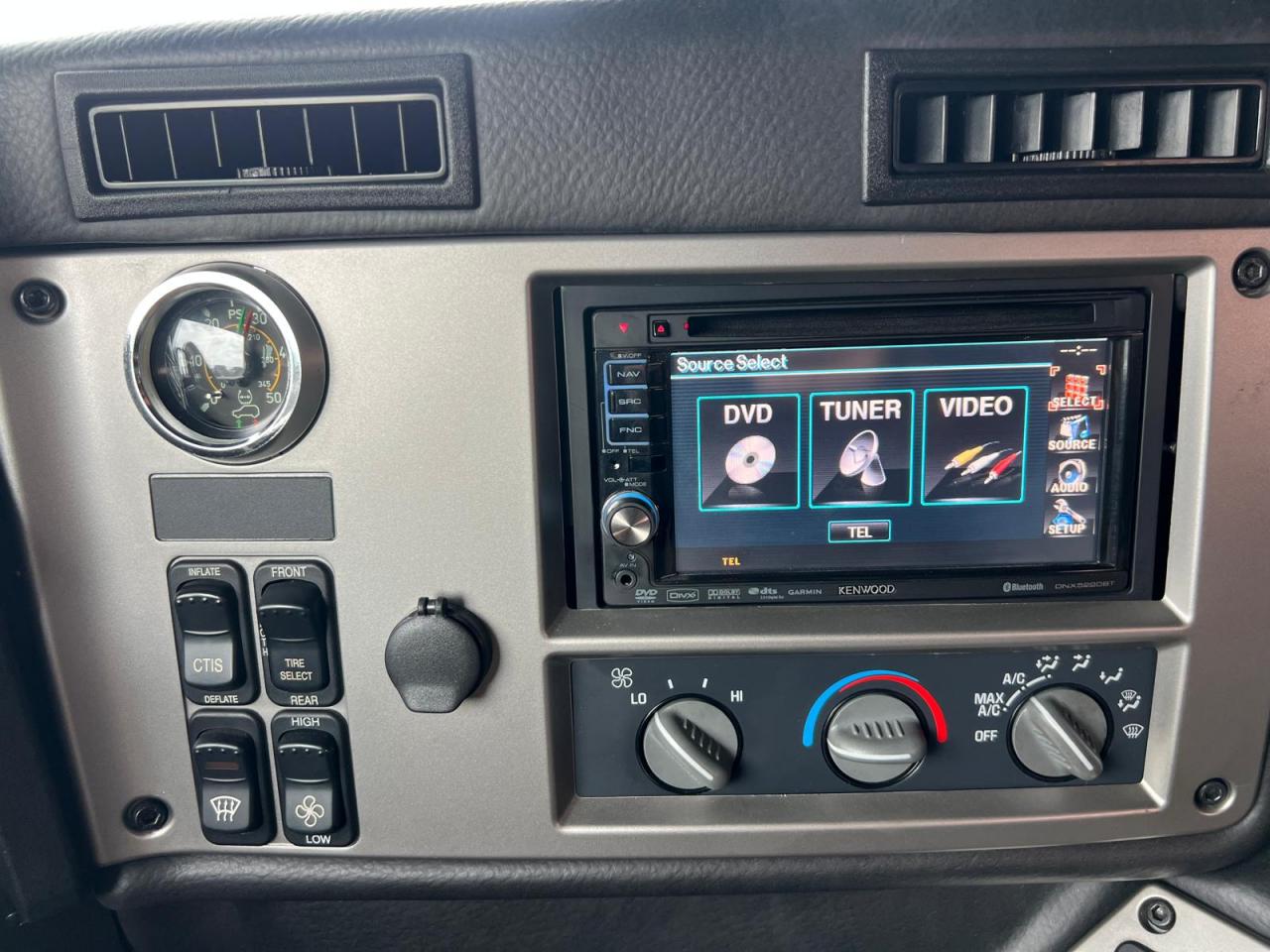 HUMMER H1 6.6L V8 TD Duramax- BVA Alpha Open Top