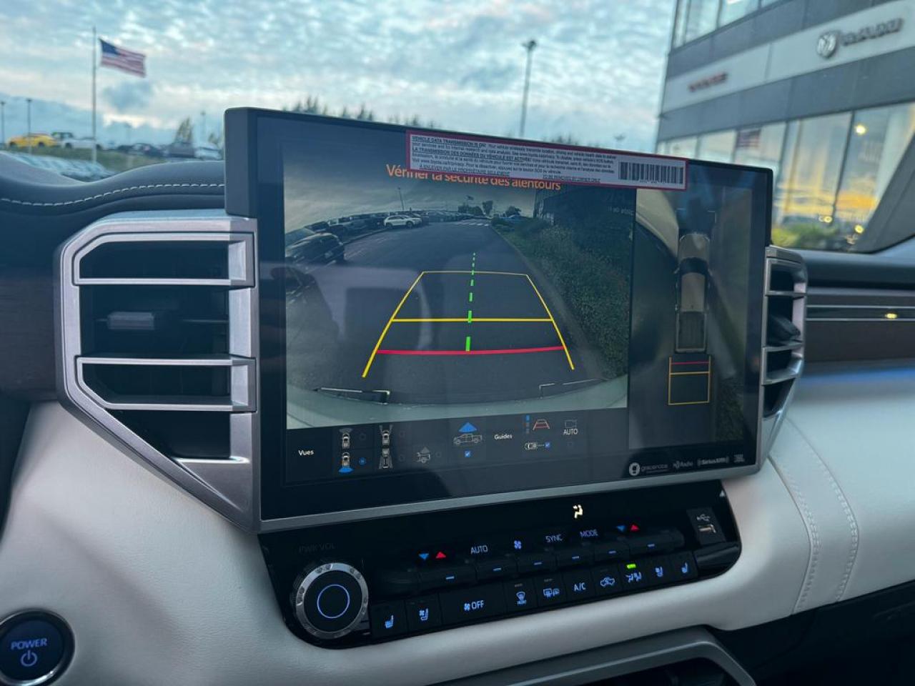 TOYOTA TUNDRA Crewmax CAPSTONE Hybrid