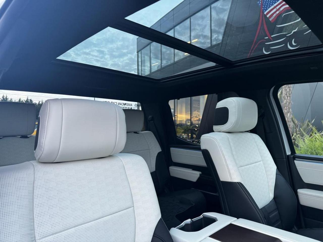 TOYOTA TUNDRA Crewmax CAPSTONE Hybrid