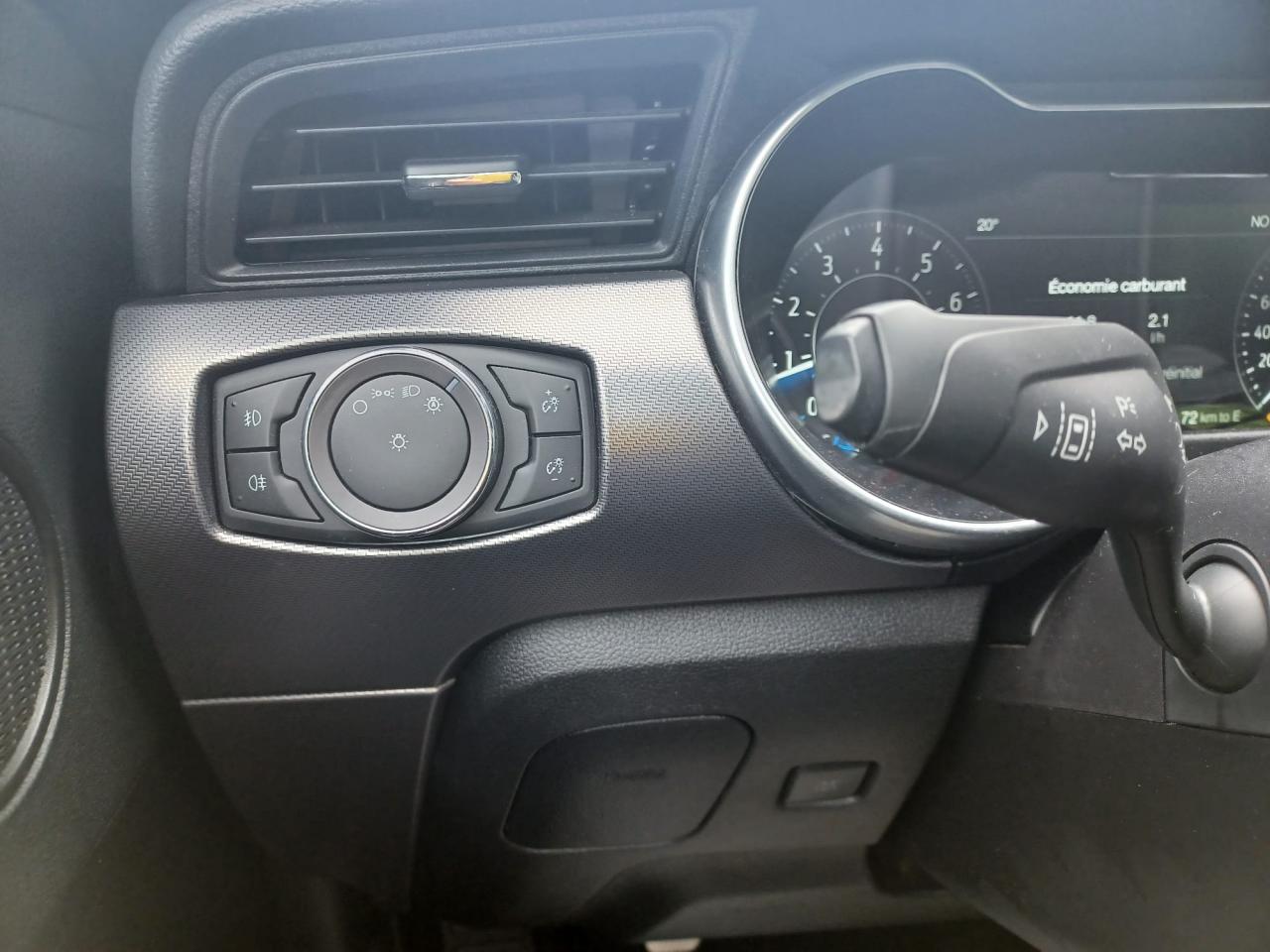 FORD MUSTANG GT CABRIOLET V8 5.0L