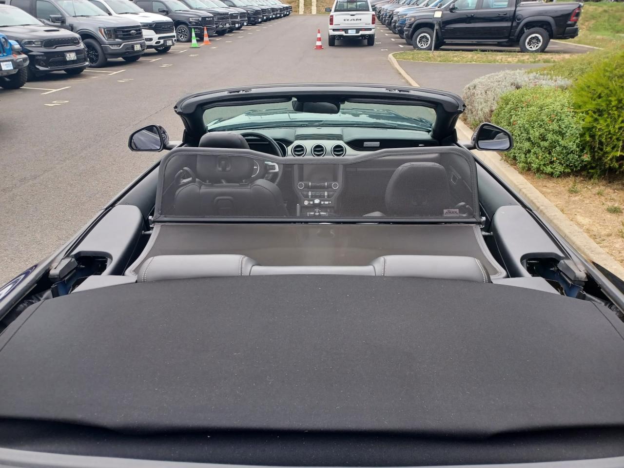 FORD MUSTANG GT CABRIOLET V8 5.0L