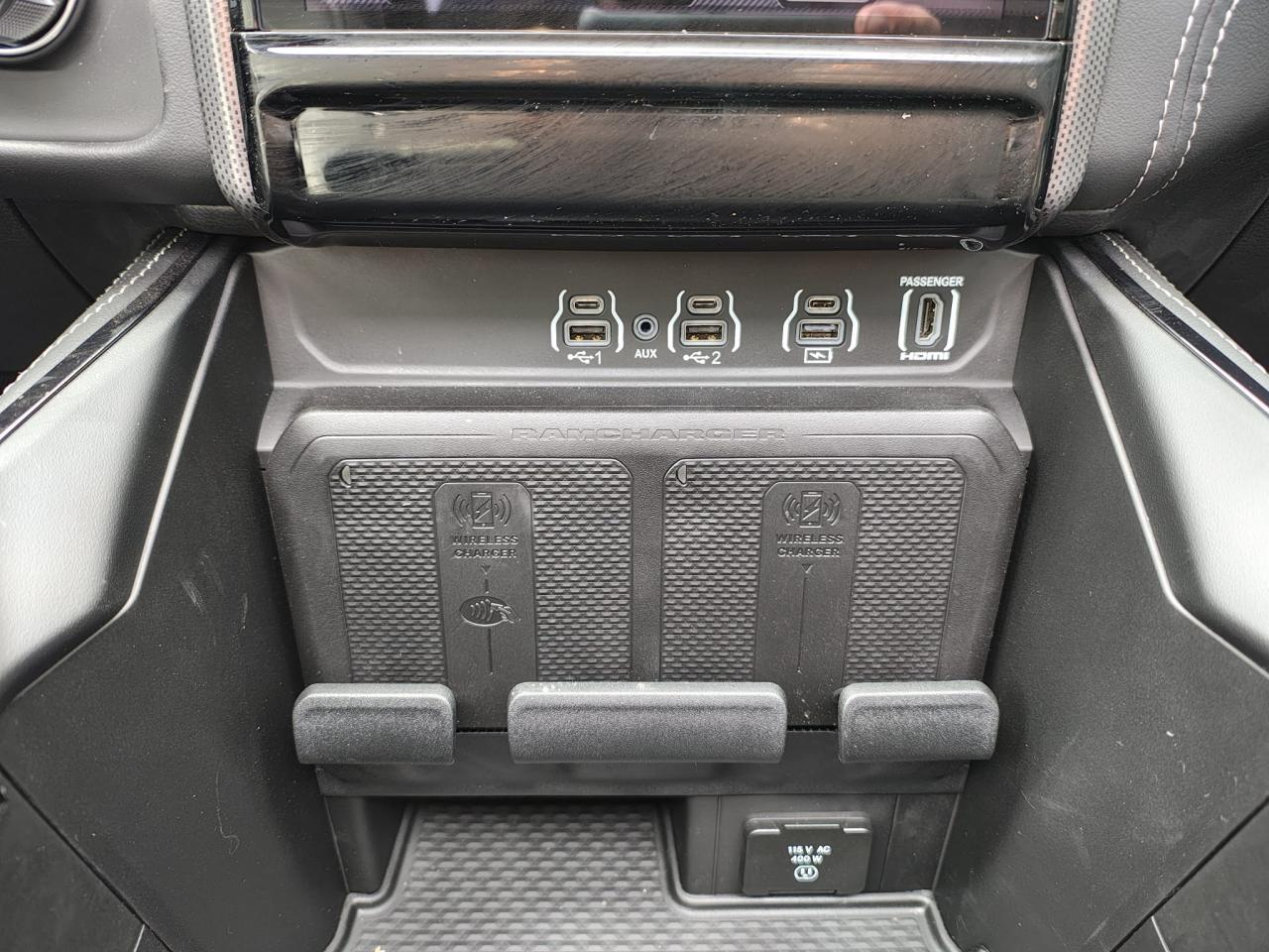 DODGE RAM 1500 CREW LIMITED NIGHT EDITION RAMBOX HAYON MULTI 2025