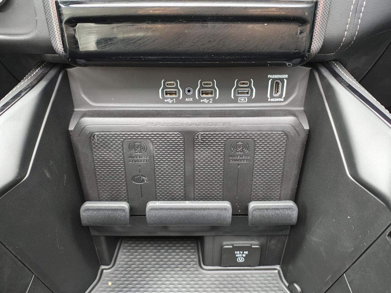 DODGE RAM 1500 CREW LIMITED NIGHT EDITION RAMBOX HAYON MULTI 2025