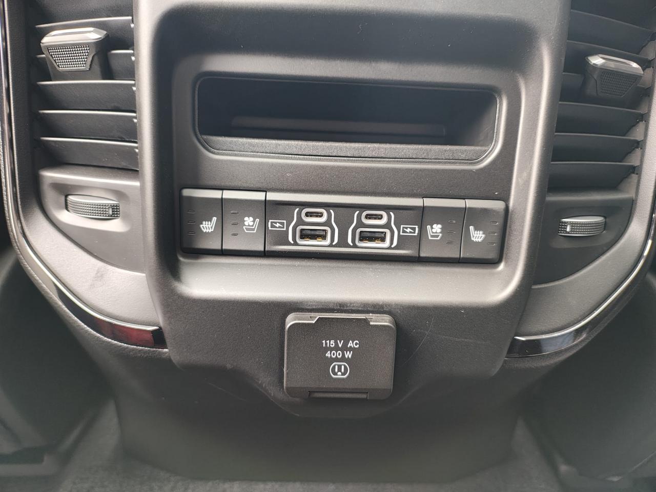 DODGE RAM 1500 CREW LIMITED NIGHT EDITION RAMBOX HAYON MULTI 2025