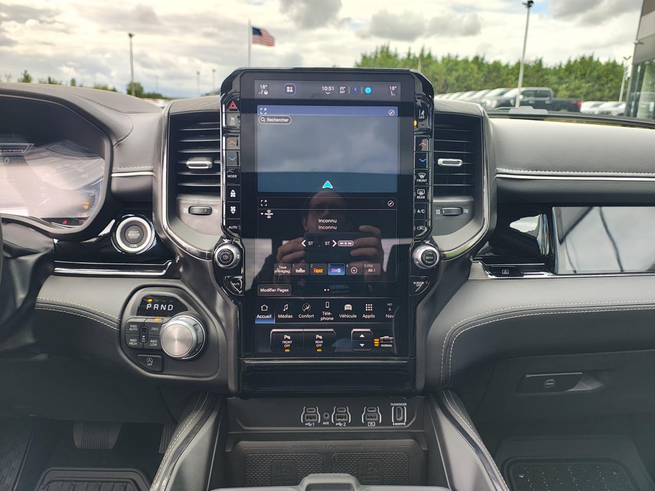 DODGE RAM 1500 CREW LIMITED NIGHT EDITION RAMBOX HAYON MULTI 2025