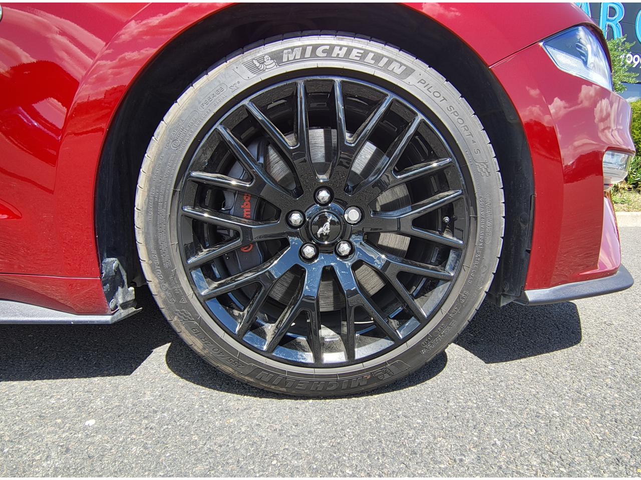 FORD MUSTANG GT fastback V8 5.0L