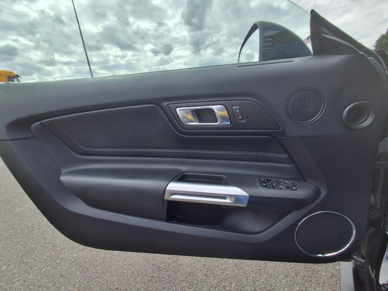 FORD MUSTANG GT FASTBACK 5.0L V8 450ch BVA10