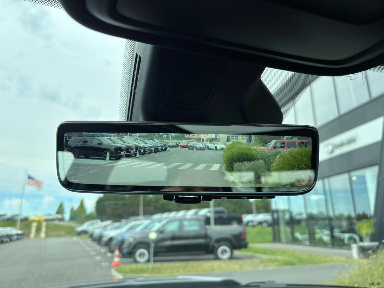 DODGE RAM 1500 CREW CAB REBEL AIR HAYON MULTI 2025