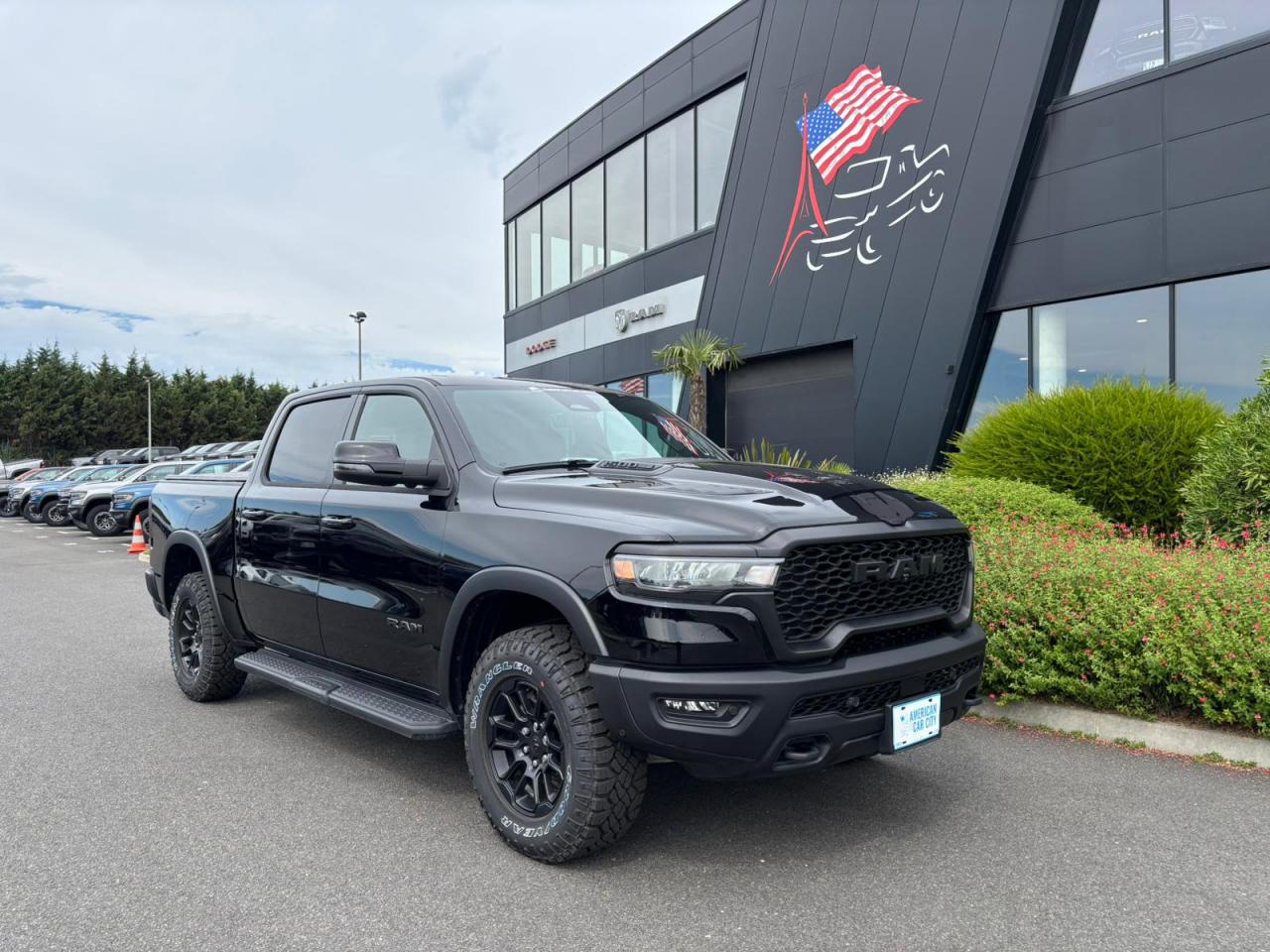 DODGE RAM 1500 CREW CAB REBEL AIR HAYON MULTI 2025