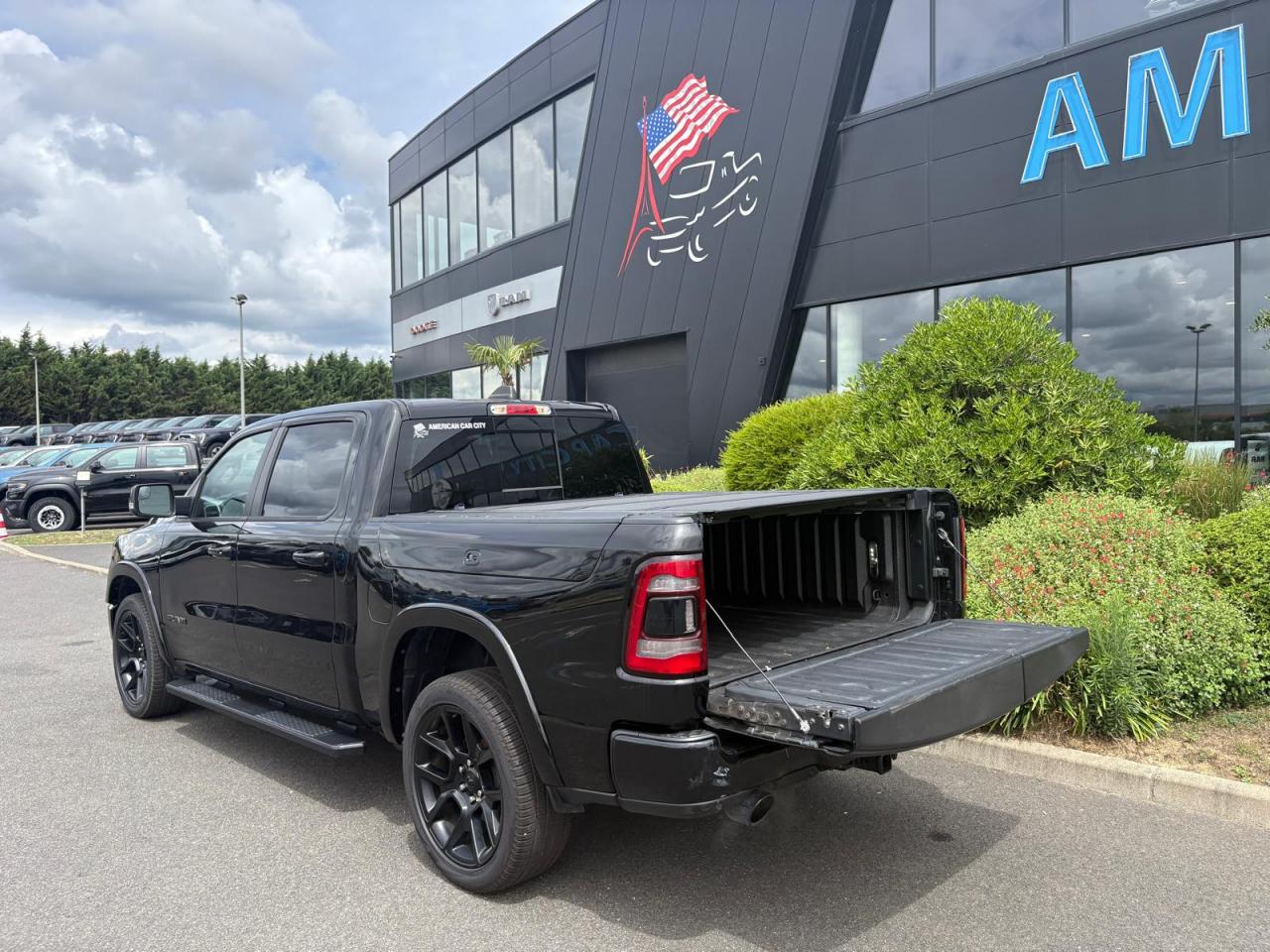 DODGE RAM 1500 CREW LARAMIE SPORT NIGHT EDITION RAMBOX HAYON MULTI