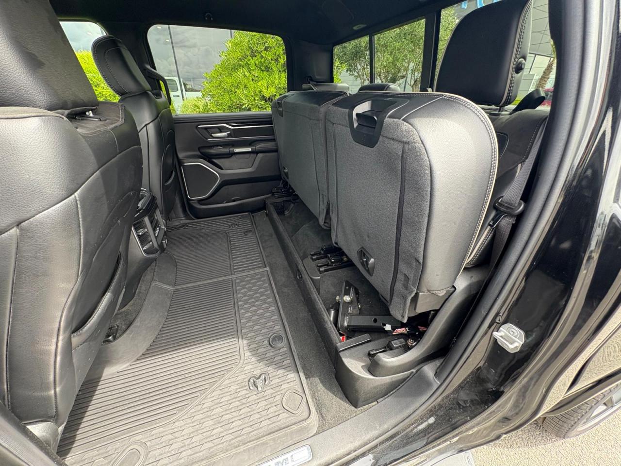 DODGE RAM 1500 CREW LARAMIE SPORT NIGHT EDITION RAMBOX HAYON MULTI