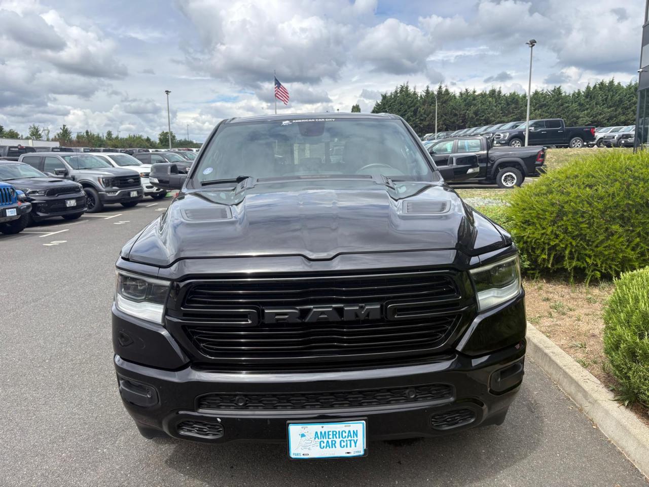 DODGE RAM 1500 CREW LARAMIE SPORT NIGHT EDITION RAMBOX HAYON MULTI