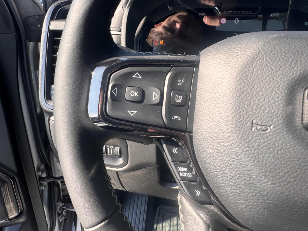 DODGE RAM 1500 CREW LIMITED NIGHT EDITION RAMBOX 2025