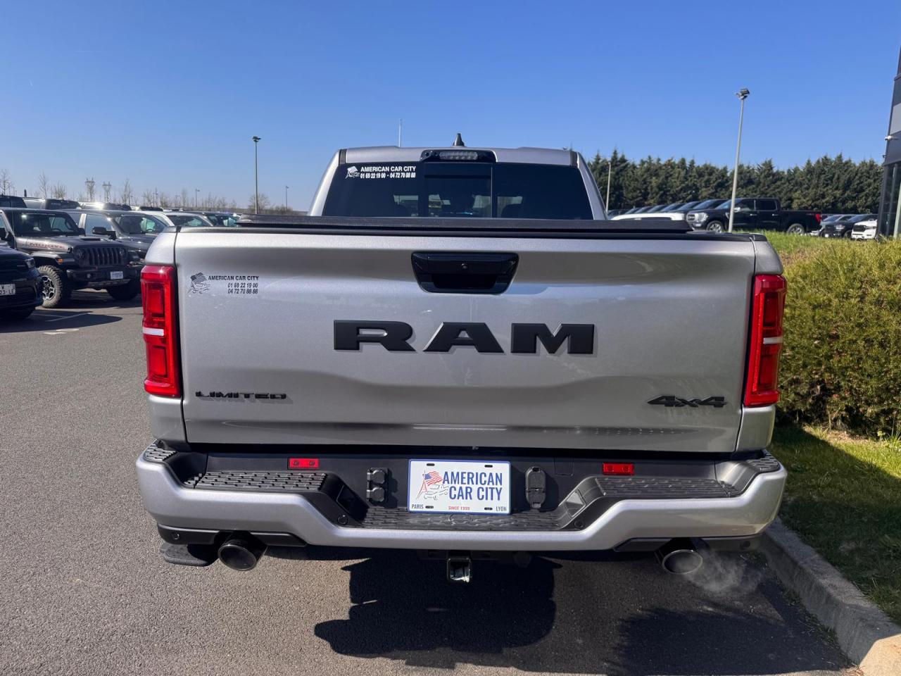 DODGE RAM 1500 CREW LIMITED NIGHT EDITION RAMBOX 2025