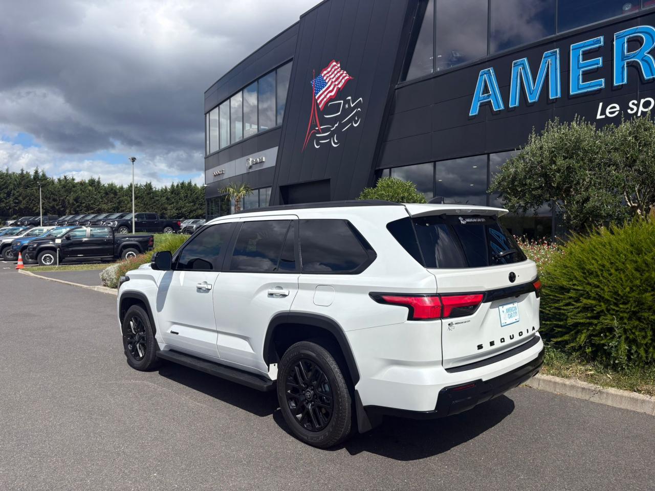 TOYOTA SEQUOIA LIMITED NIGHTSHADE EDITION HYBRID