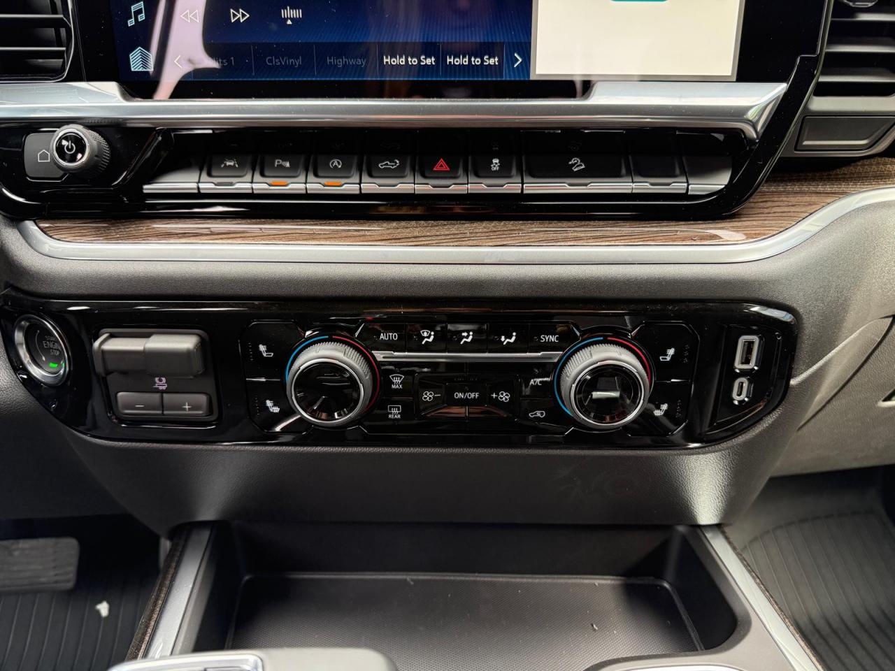 CHEVROLET SILVERADO Crewcab LT Trail Boss V8 6.2l