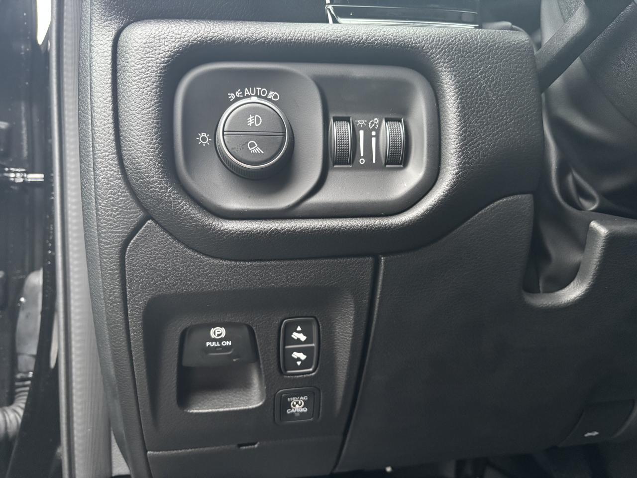 DODGE RAM 1500 CREW CAB REBEL AIR RAMBOX HAYON MULTI