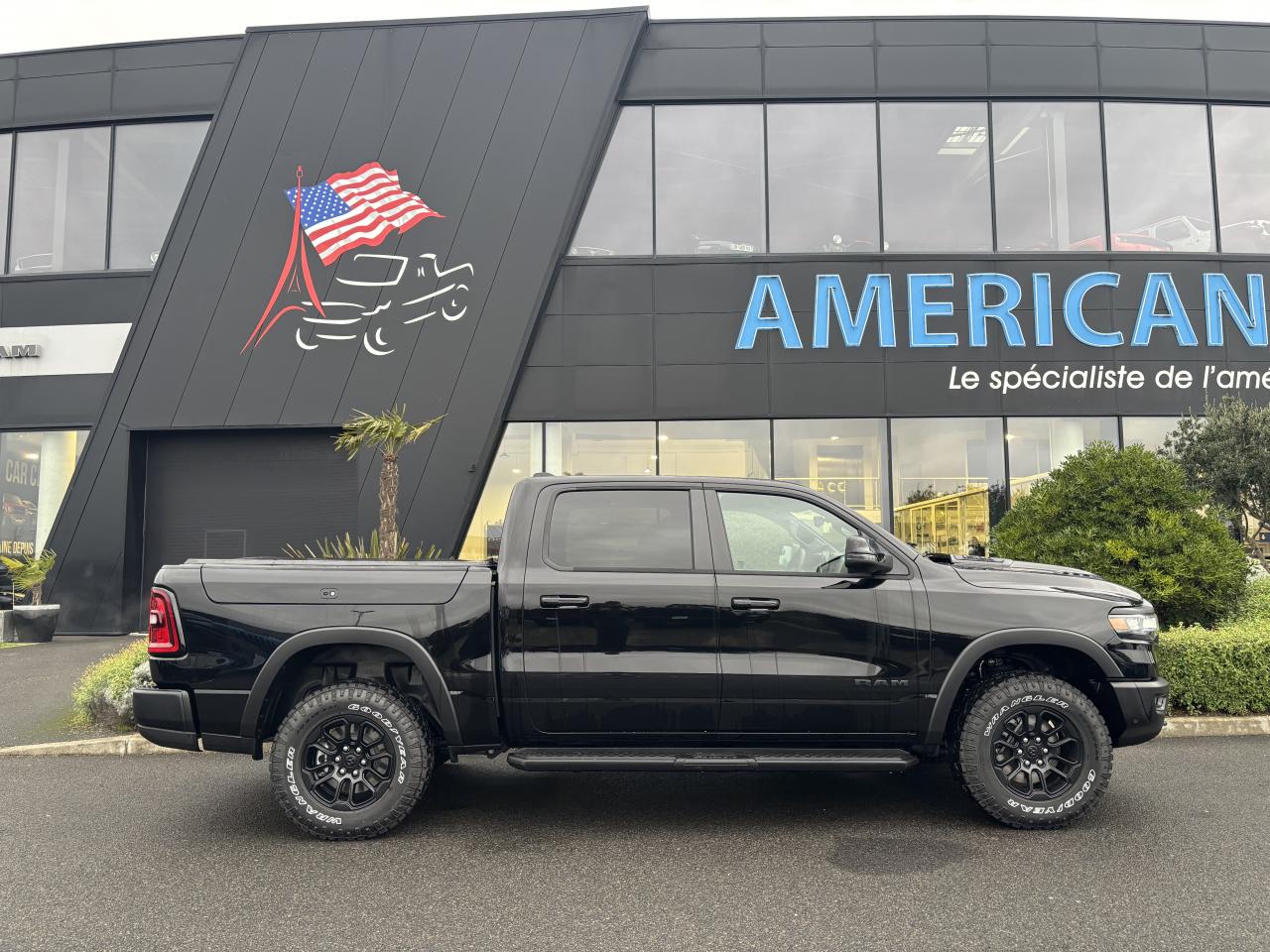 DODGE RAM 1500 CREW CAB REBEL AIR RAMBOX HAYON MULTI