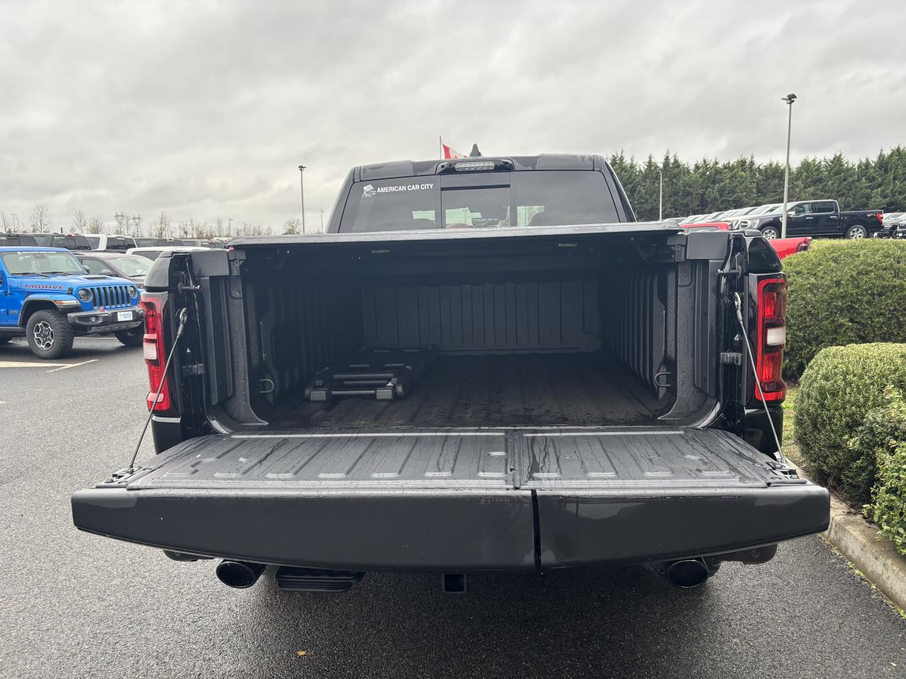 DODGE RAM 1500 CREW CAB REBEL AIR RAMBOX HAYON MULTI