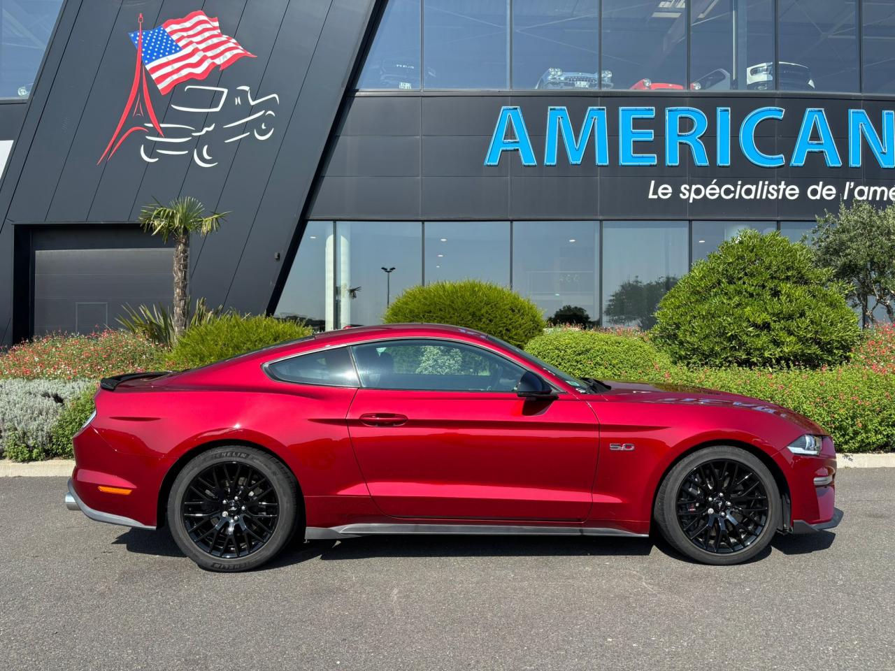 FORD MUSTANG GT FASTBACK V8 5.0L