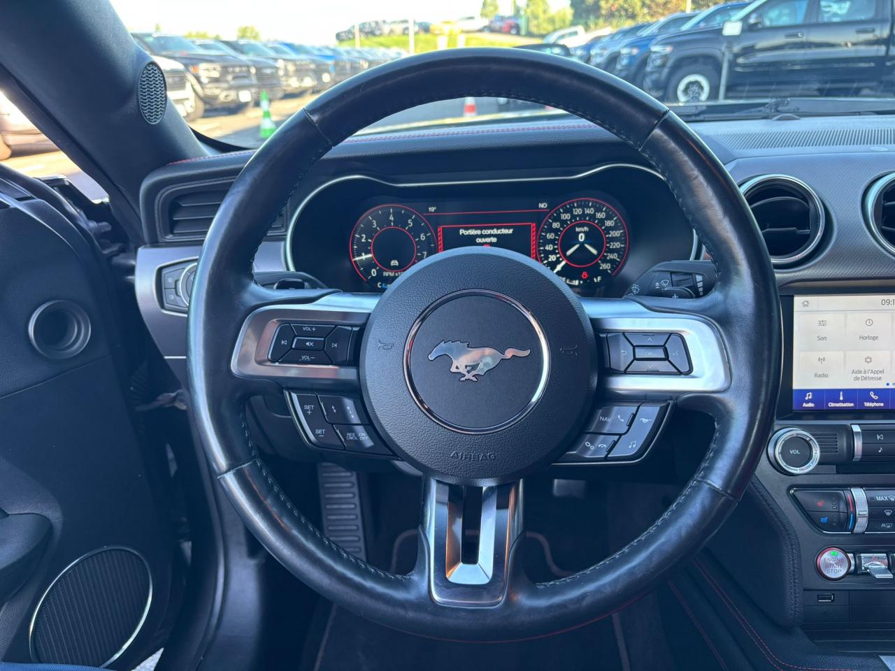 FORD MUSTANG GT FASTBACK V8 5.0L BVA MAGNERIDE