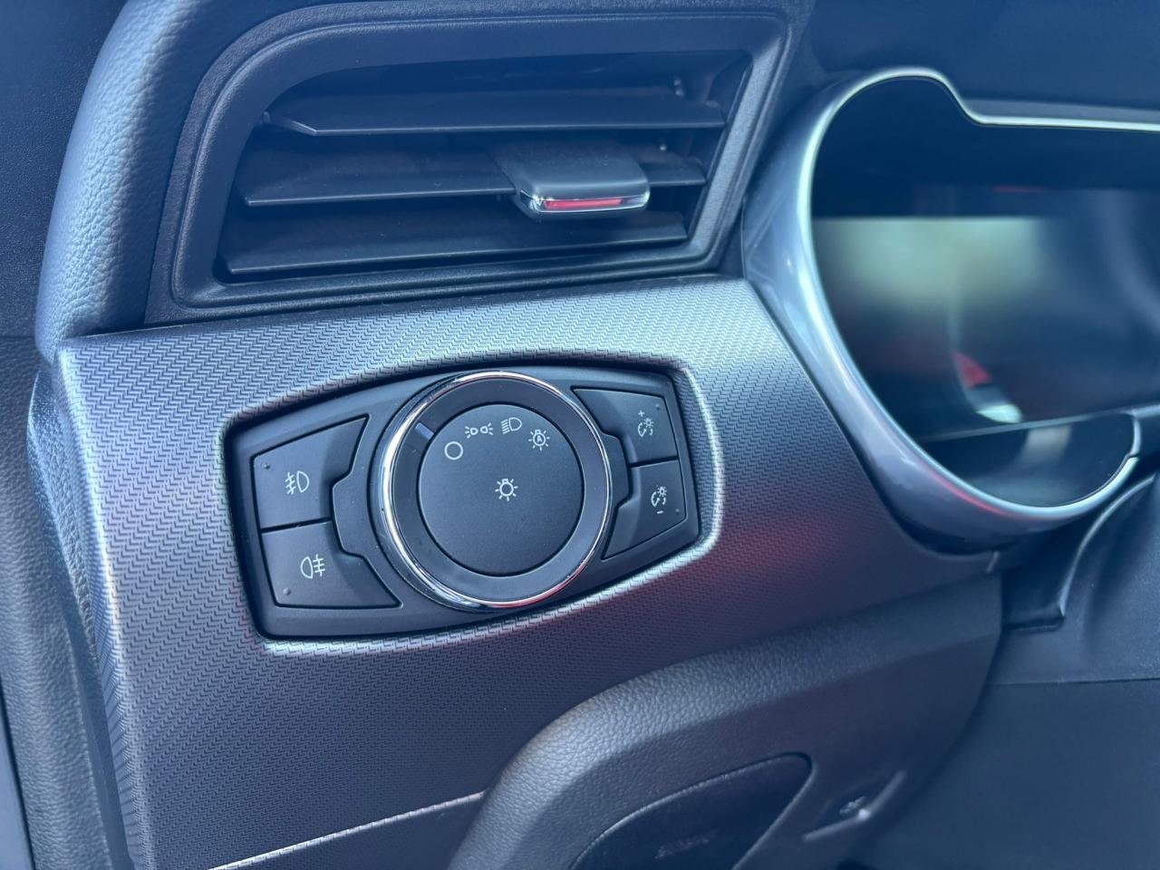 FORD MUSTANG GT FASTBACK V8 5.0L BVA MAGNERIDE