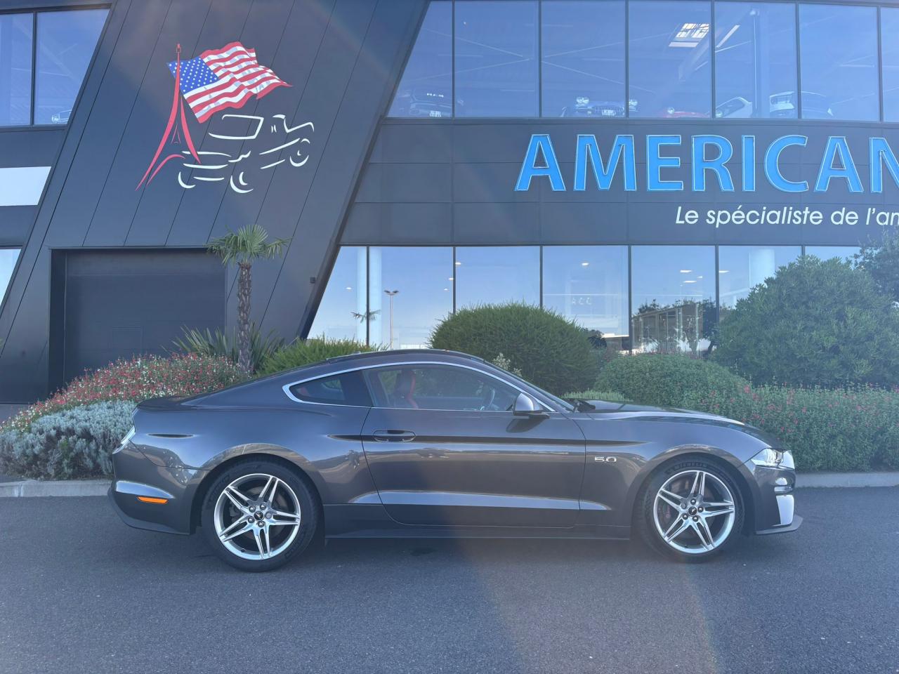 FORD MUSTANG GT FASTBACK V8 5.0L BVA MAGNERIDE