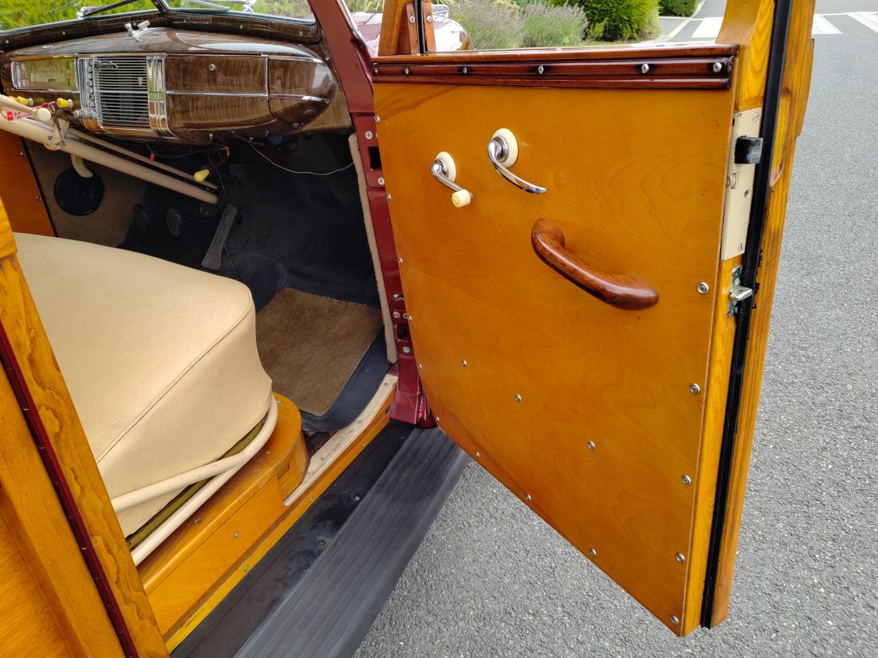 PLYMOUTH P12 SPECIAL DELUXE 7 PLACES 1941