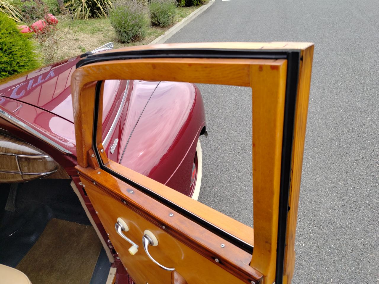 PLYMOUTH P12 SPECIAL DELUXE 7 PLACES 1941