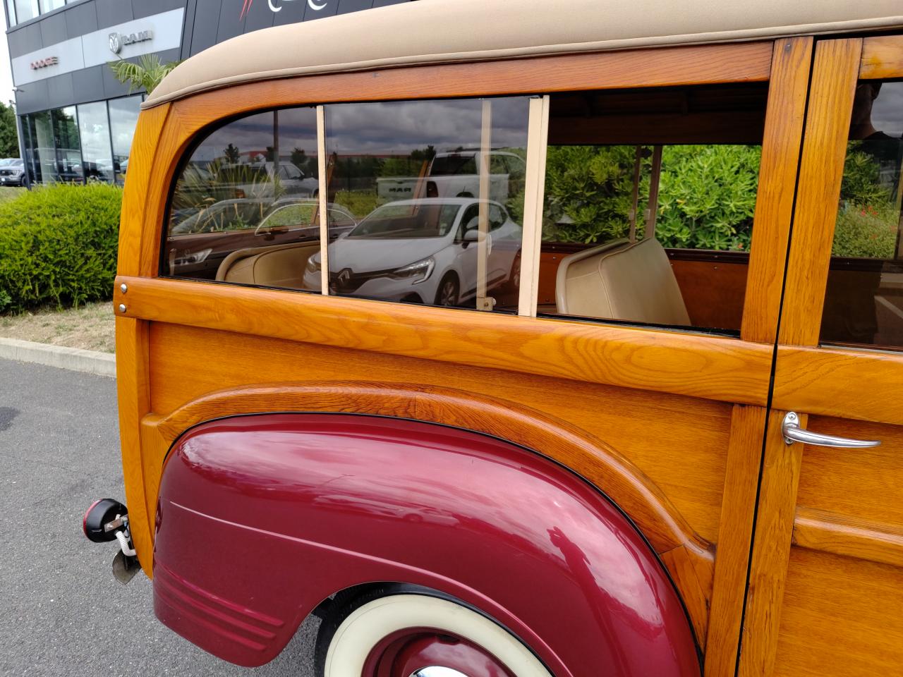 PLYMOUTH P12 SPECIAL DELUXE 7 PLACES 1941