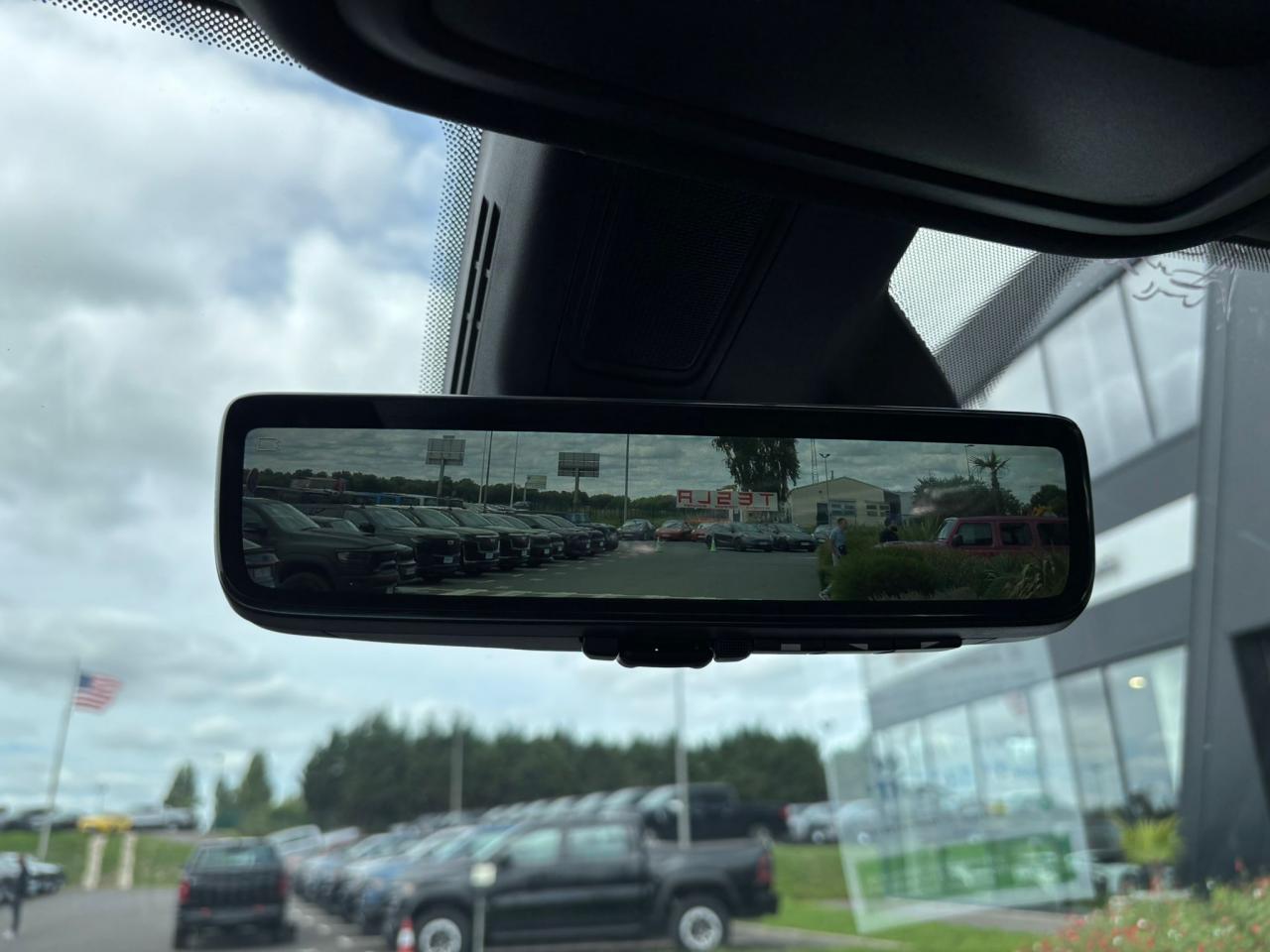 DODGE RAM 1500 CREW LIMITED NIGHT EDITION RAMBOX 2025