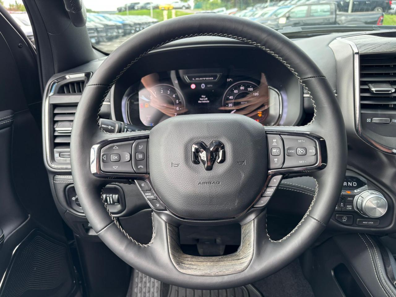 DODGE RAM 1500 CREW LIMITED NIGHT EDITION RAMBOX 2025