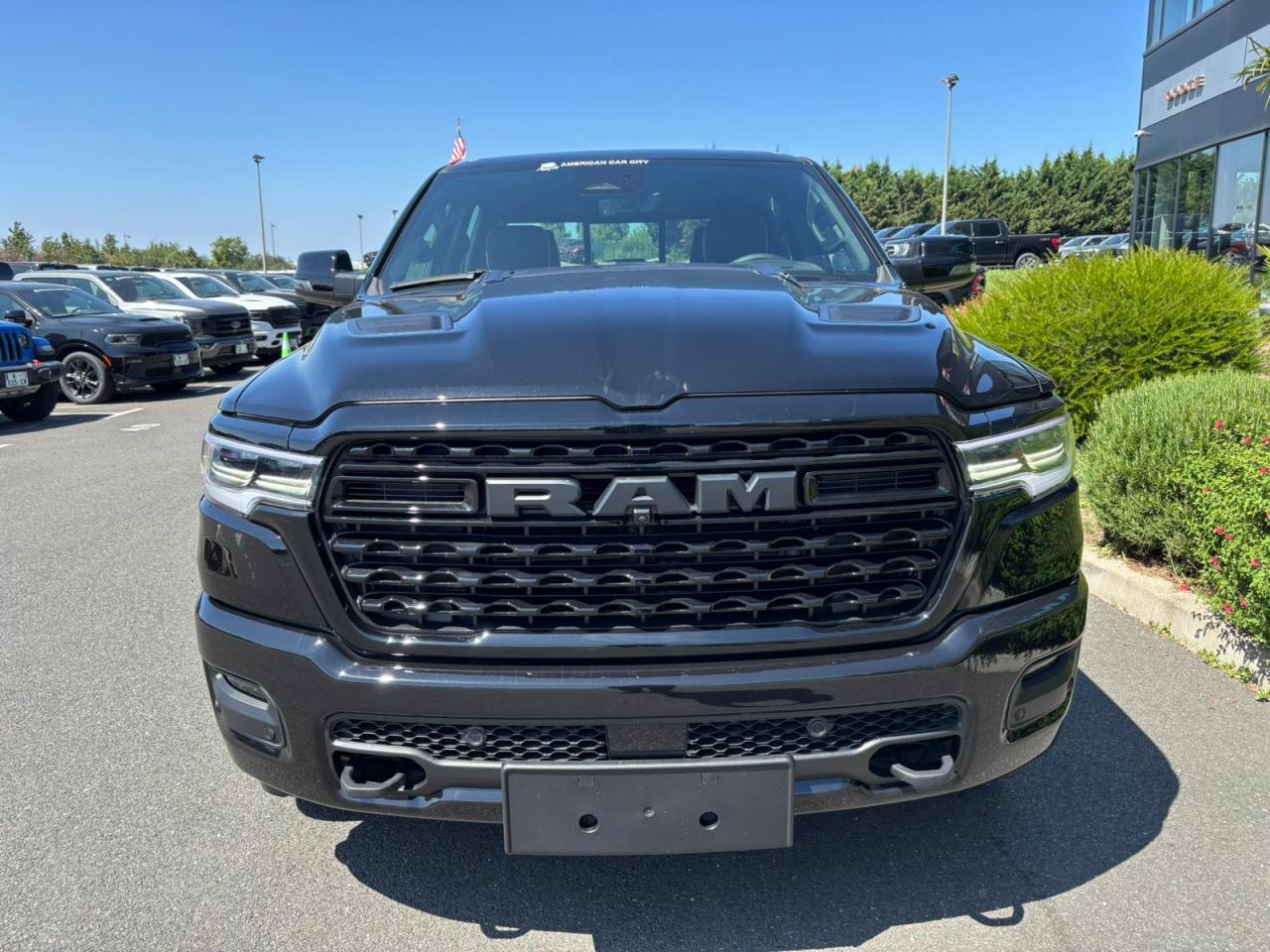 DODGE RAM 1500 CREW LIMITED NIGHT EDITION RAMBOX