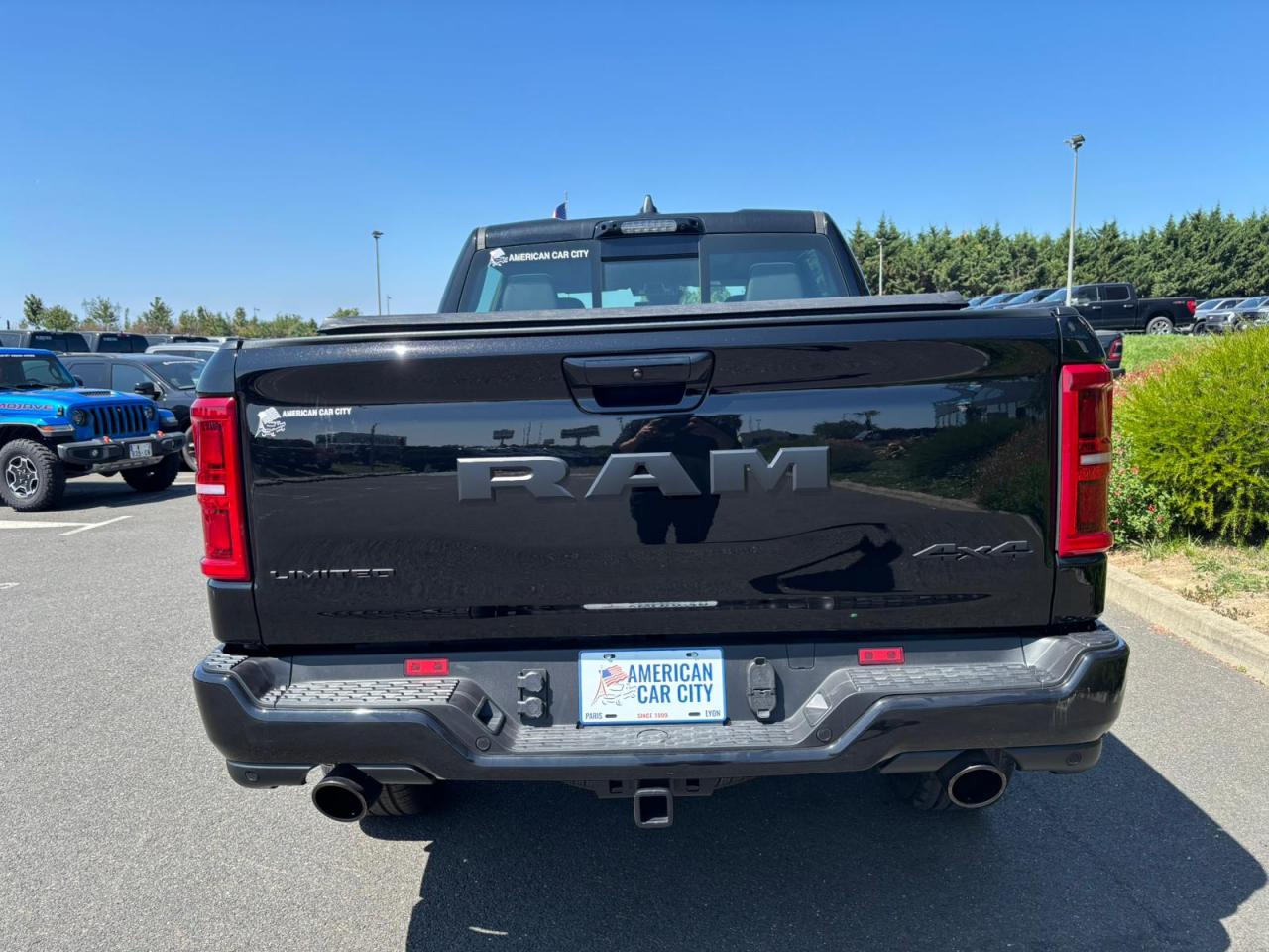 DODGE RAM 1500 CREW LIMITED NIGHT EDITION RAMBOX
