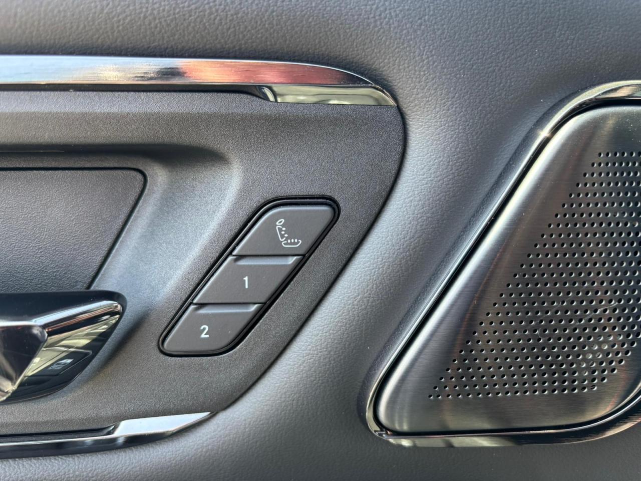 DODGE RAM 1500 CREW LIMITED NIGHT EDITION RAMBOX