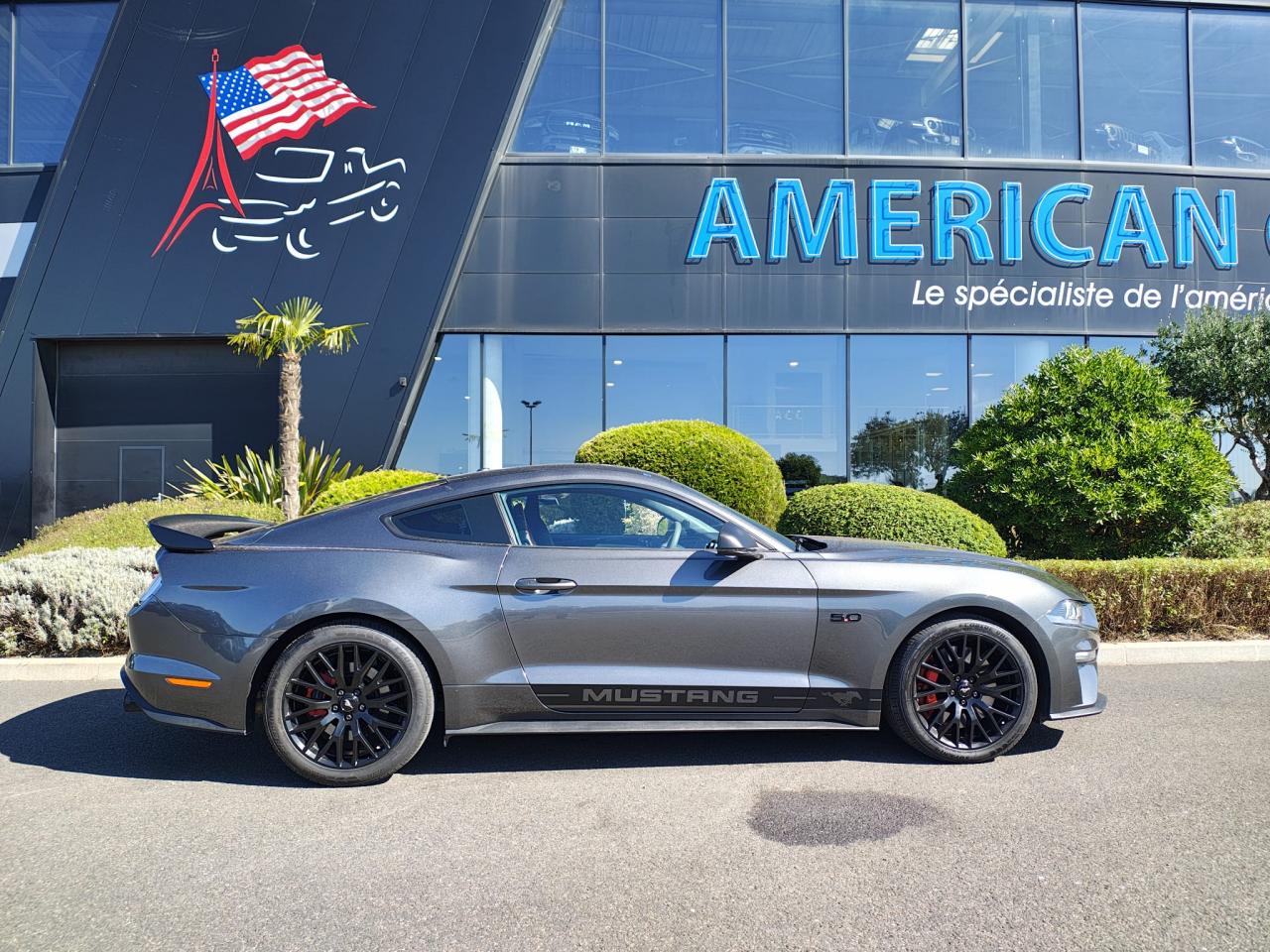 FORD MUSTANG GT FASTBACK V8 5.0L